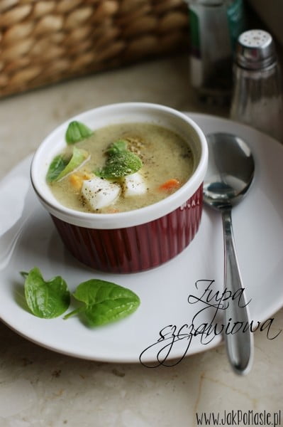 prosta zupa szczawiowa z jajkiem