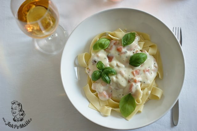 pappardelle z łososiem