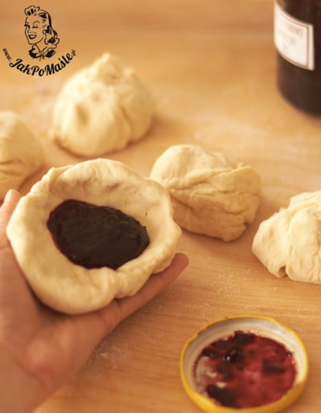 drozdzowki z marmelada