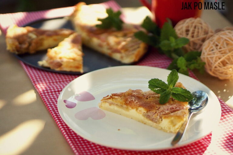 rabarbarowe clafoutis