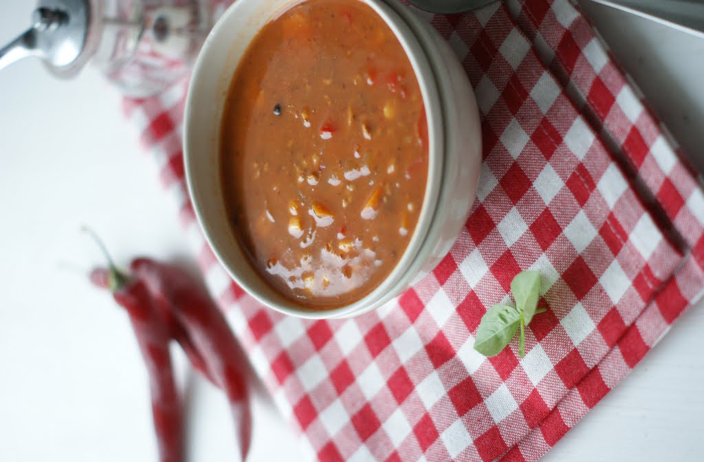 rozgrzewająca zupa meksykańska