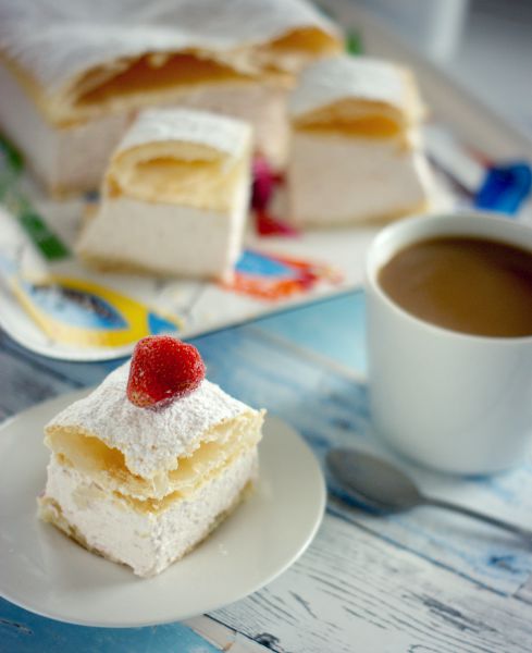 kremówka truskawkowa