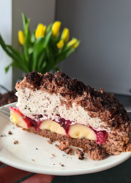 kopiec kreta z wiśniami