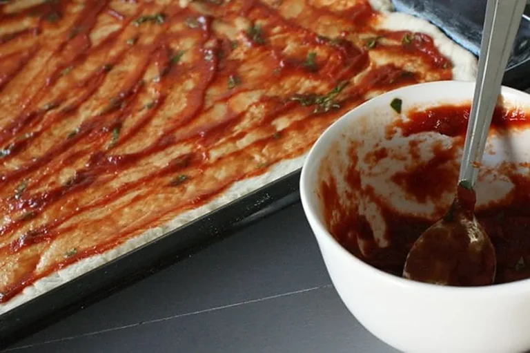 sos pomidorowy do pizzy